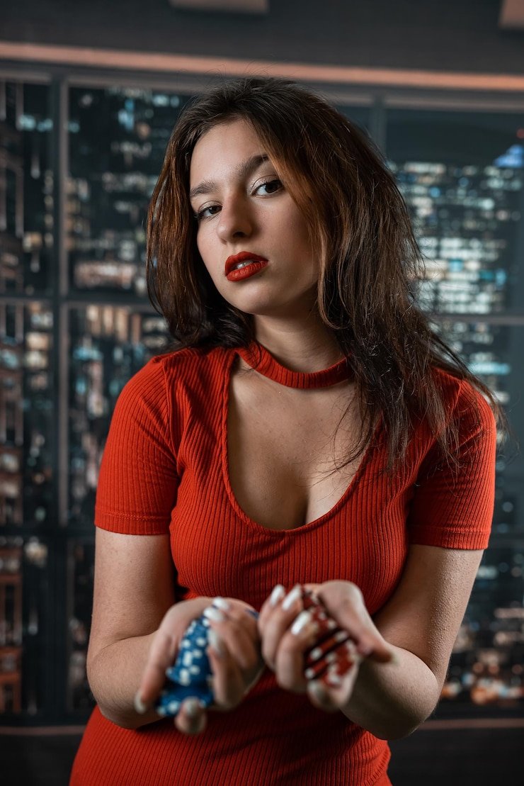 Dealer live casino menyapa pemain melalui streaming interaktif
